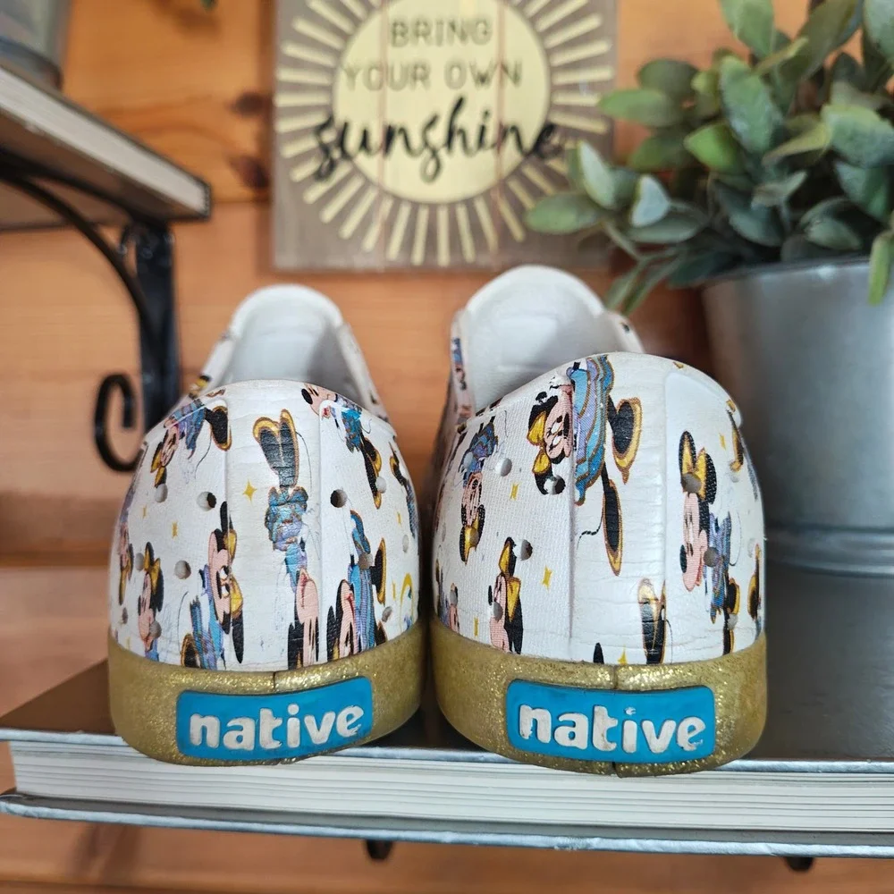 NATIVE x Disney Parks 50th Anniversary Minnie‎ Mouse Slip On Water Shoe Junior 1
